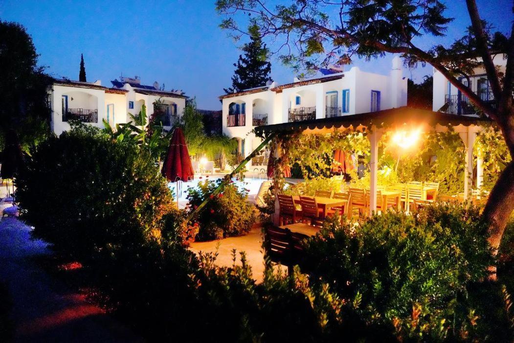 Villa Nergis Bitez Esterno foto