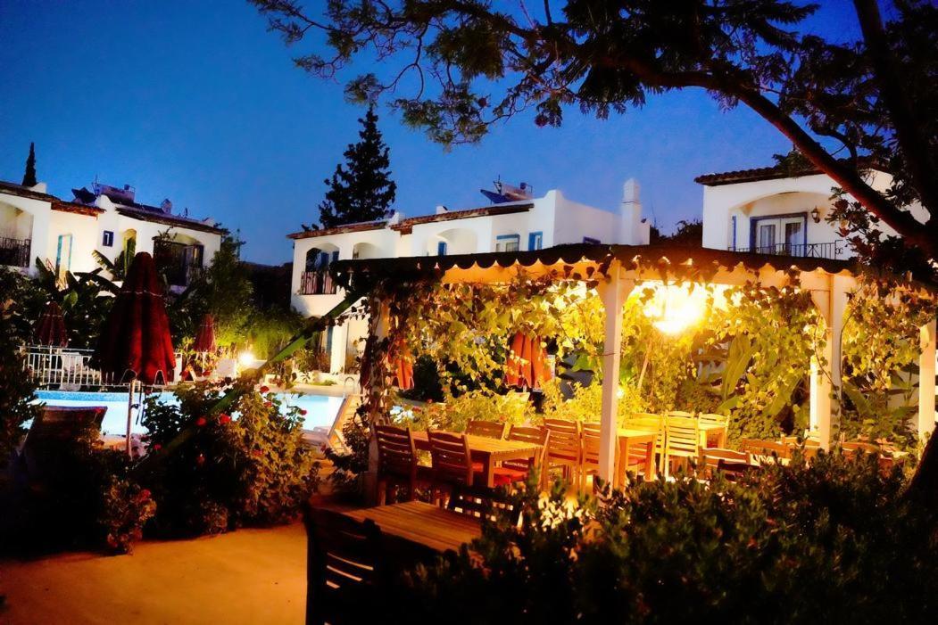 Villa Nergis Bitez Esterno foto